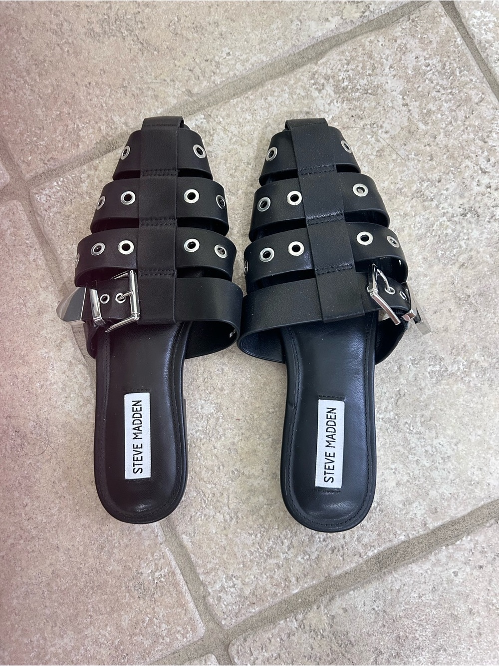 Steve Madden Black Buckle & Grommet Slide Mules size 8 never worn